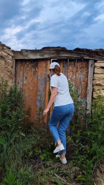 Я нашла эти двери🤣