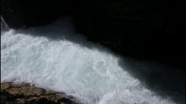 Словения. Ущелье Винтгар. смотреть онлайн