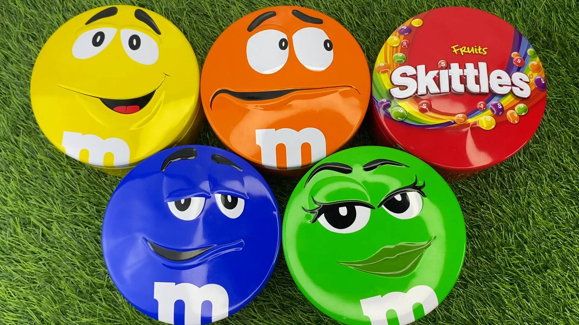 Skittles & M&M’s - а внутри точно сладости?