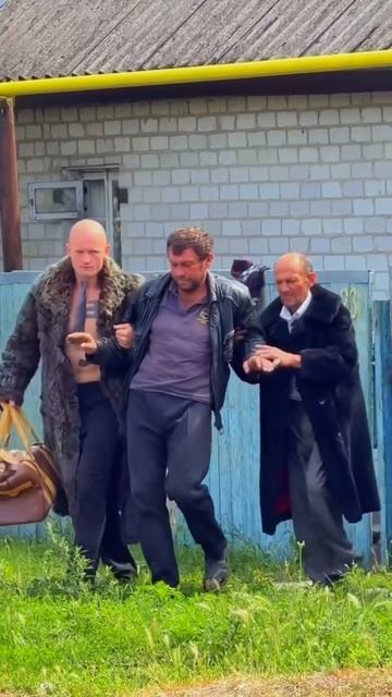 Когда приехала в деревню и встретила тех, за кого сватали смотреть онлайн