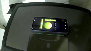 Устанавливаем стиральную машину по уровню.