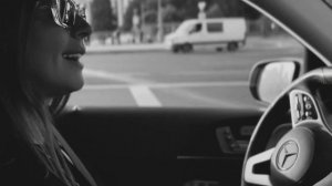 Наталия Власова - Обнимаю 2025 (Lyric video)