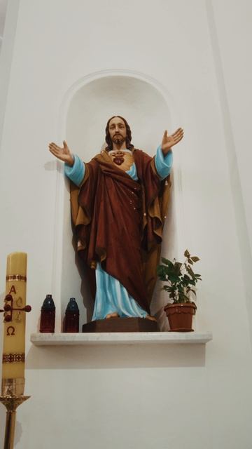 Римско-католический храм Пресвятой Троицы в Тобольске — прекрасный и величественный.