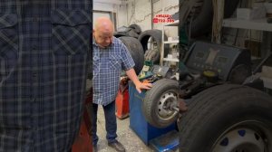 💥 Разбираемся с ремонтными герметиками для шин!
#шиномонтаж#герметик#ремонтшины#иркутск