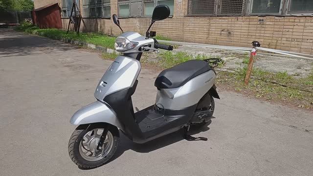 Скутер Honda Tact AF-79 (122HA38) смотреть онлайн