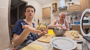 СОВЕТЧИКИ лесом, у нас на кухне НАШИ порядки! ГОТОИМ гору домашние котлеты и ХИНКАЛИ на ужин! Влог