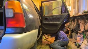 #01 Замена порогов своими руками на Toyota Corolla кузов AE100 1997 года