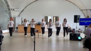 Танец родителей выпускникам 2025