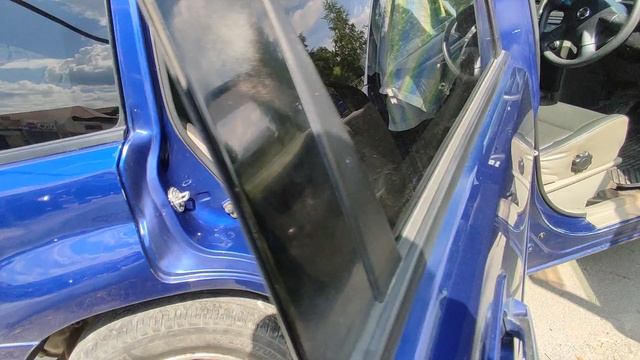 Nissan X-trail 2003 год без вложения