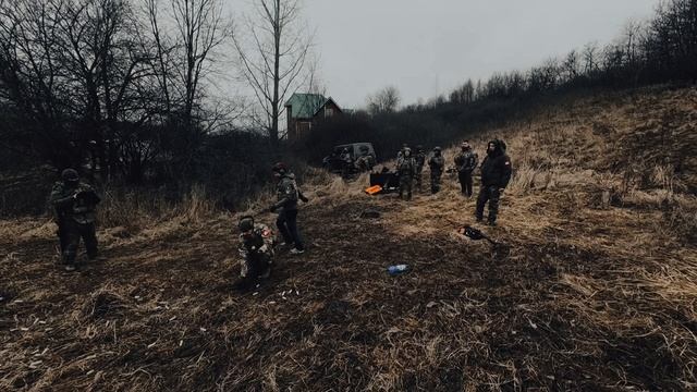 Стрельба по дронам: интенсивные тренировки бойцов смотреть онлайн