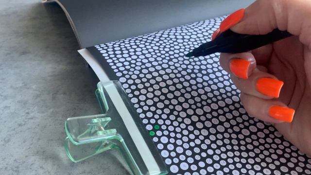 Хобби влог. Раскрашиваю выигранную раскраску. смотреть онлайн