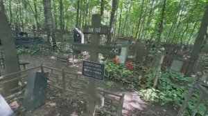 ТРАГИЧЕСКИЙ ФИНАЛ Актрисы ИЗ К/Ф БРИЛЛИАНТОВАЯ РУКА | ЗАБРОШЕННАЯ МОГИЛА САШИ ЛИСЮТИНОЙ … 07.2025