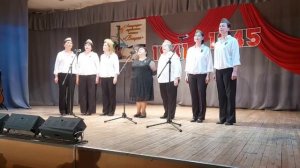 До свидания, мальчики. 
поёт вокальная группа КОСТЁР НА СНЕГУ.
