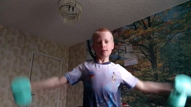 тренировки с гантелями!!!