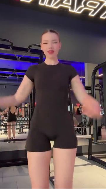 Красивый танец смотреть онлайн