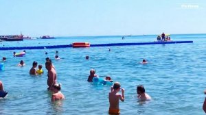 Крым Алушта Центральный пляж сегодня 11 июля 2025. Море и погода в Крыму сейчас. Как выглядит пляж
