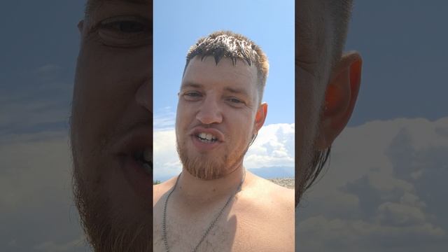 купаемся в Байкале.