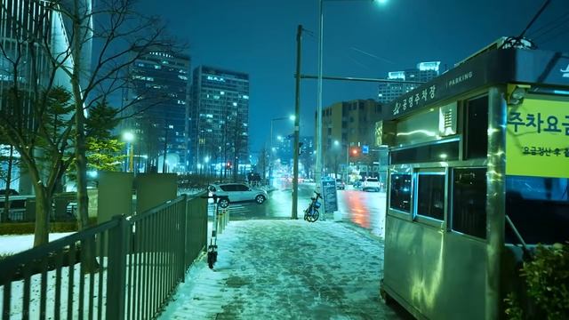 Прогулка в дождь по ночному городу смотреть онлайн