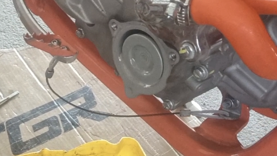 Притопили мот. Вымываю эмульсию. смотреть онлайн