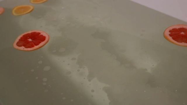 Насладитесь отдыхом в нашем спа -центре смотреть онлайн