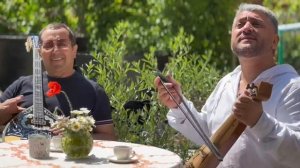 Танцуйте, греки!