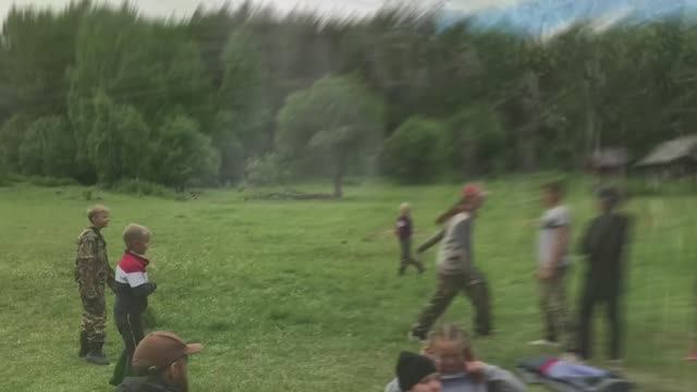 Эх, да на природе... смотреть онлайн