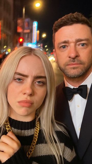 Вселенная СХЛОПНУЛАСЬ и они ВСТРЕТИЛИСЬ! #музыка #концерты #песни #звезды #юмор #селфи #shorts смотреть онлайн