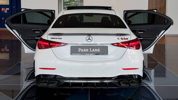 2025 Mercedes-Benz C63 AMG S E Performance V - Визуальный обзор