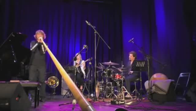 Аркадий Шилклопер - "Оранжевый Блюз" в исполнении автора и Аримойя трио. 11.07.2020