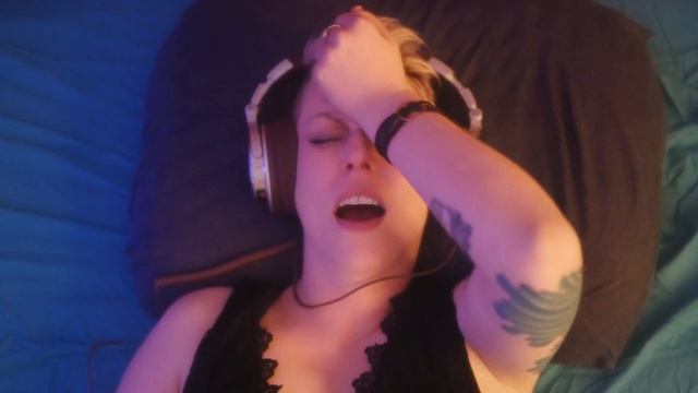 Музыкальный вибратор разработал бывший инженер NASA — это секс-наушник, который вводится внутрь тела смотреть онлайн