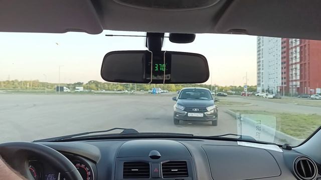 Попытка замерить крен автомобиля с распорками и без смотреть онлайн