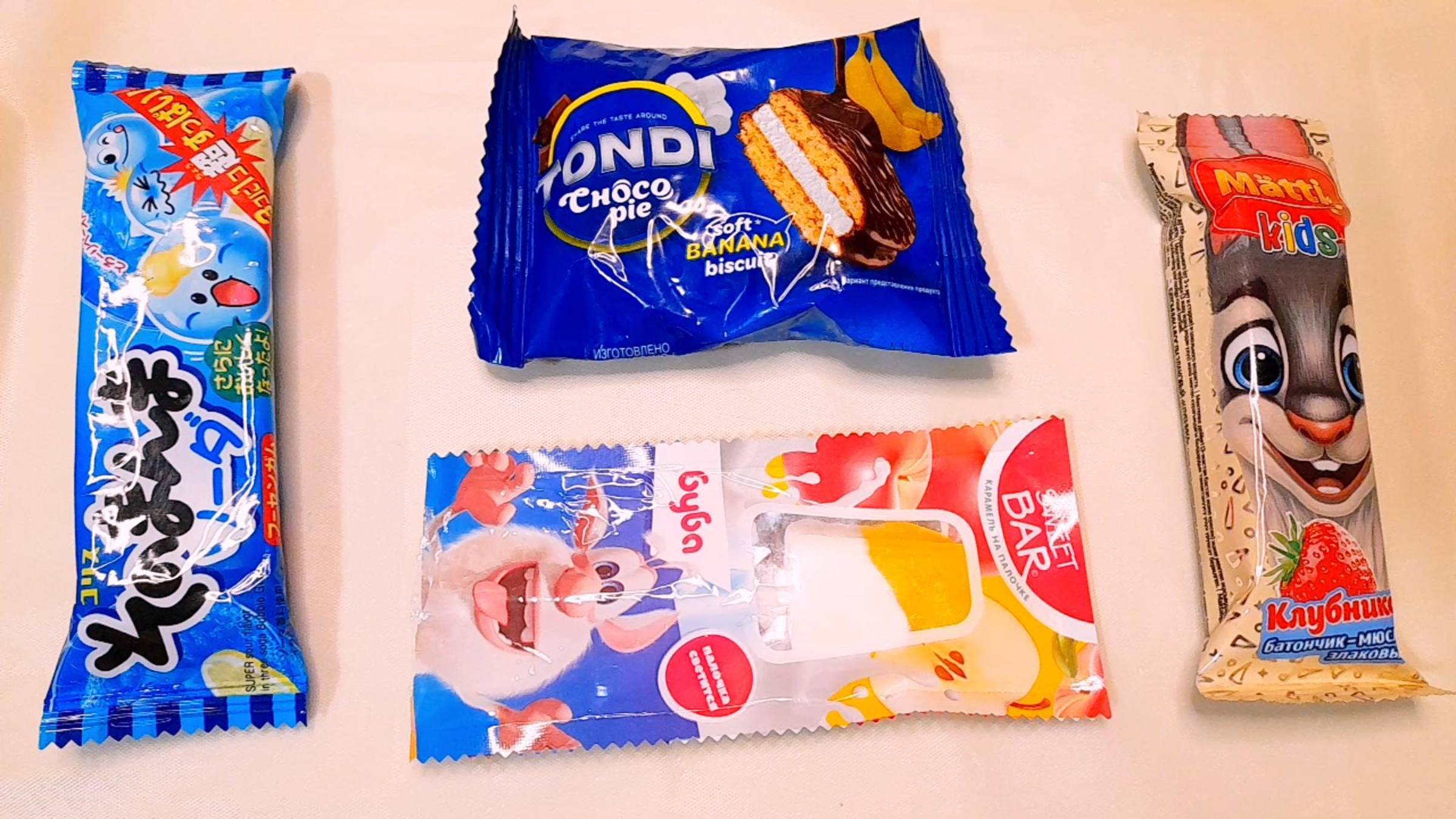 АСМР ШУРШАНИЕ. РАСКЛАДЫВАЮ И ОТКРЫВАЮ СЛАДОСТИ. ШЕЛЕСТ ФАНТИКОВ.