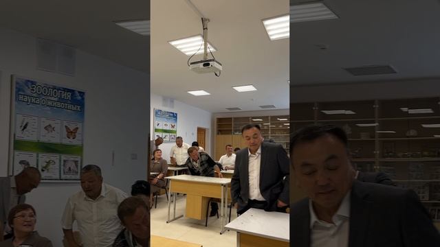 Встреча выпускников 40 лет спустя смотреть онлайн