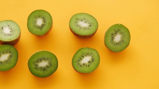 🍌🥝 СОЧНЫЕ ФРУКТЫ | ПРОФЕССИОНАЛЬНАЯ СЪЁМКА БАНАНА И КИВИ смотреть онлайн