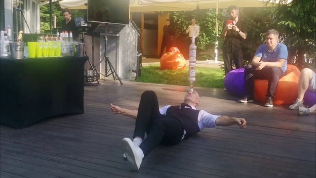 Флейринг. Профессиональное приготовление коктейлей смотреть онлайн