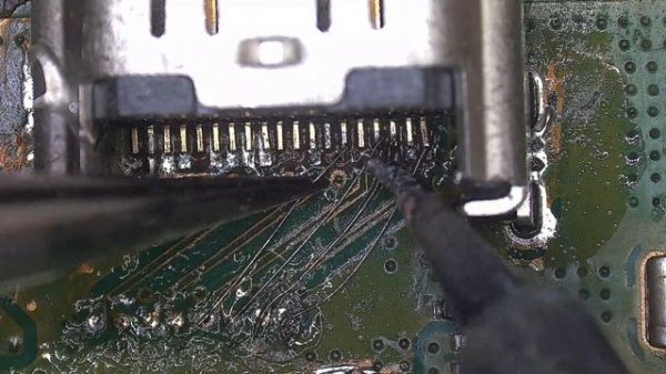 PS4 HDMI Port Repair + Pinout & Trace Test | PS4 Encoder Replacement Guide