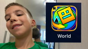 Играю геометри 3 дэш ворлд