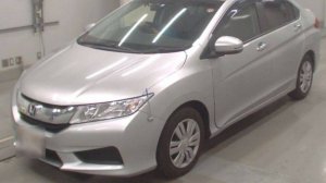 Бюджетный седан из Японии Honda Grace