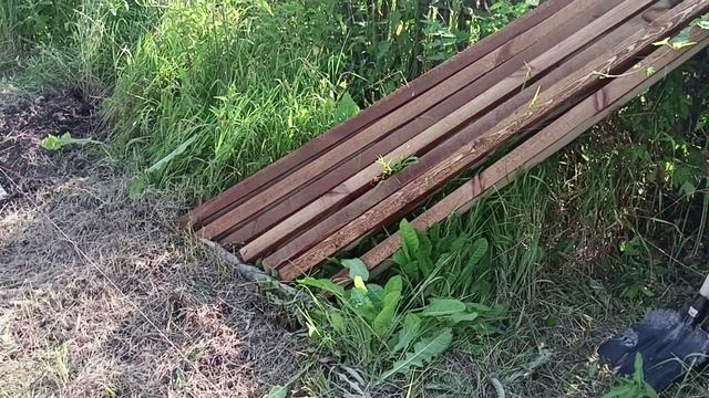 Дачная рутина.