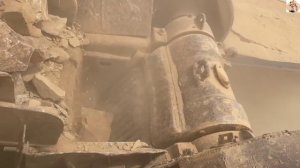 Строительство, дробление щебенки