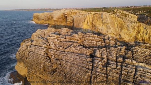 Этот саундтрек - как путешествие в зимнюю сказку! - Makes-Shift Salvation -- HoliznaCC0 -- Makeshift