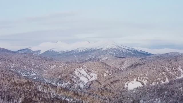 Лужба. Пещера Бредихинская. Поднебесные Зубья