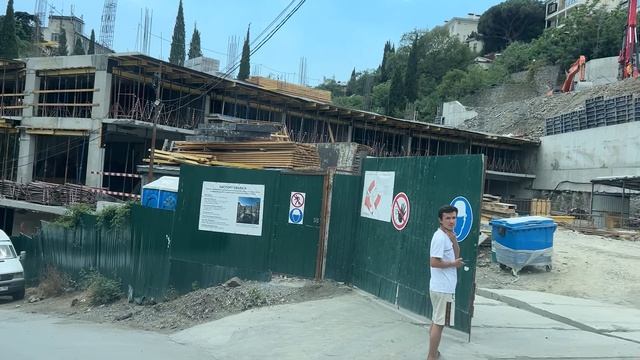 Ялта. Сосновая, Достоевского,Таврическая, Гоголя до Боткинской ул. 06.06.2025. Крым. Crimea. Yalta. смотреть онлайн