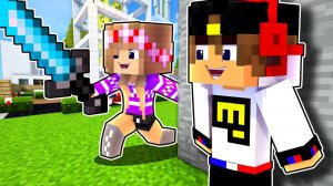 ЭКСТРЕМАЛЬНЫЕ ПРЯТКИ ЧЕЛЛЕНДЖ в МАЙНКРАФТ НО ДЕВУШКА НУБ И ПРО ВИДЕО ТРОЛЛИНГ MINECRAFT Евгенбро