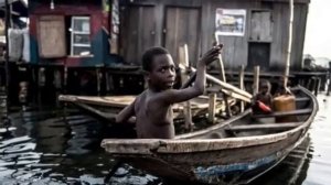 Почему люди бегут из Нигерии прямо сейчас?