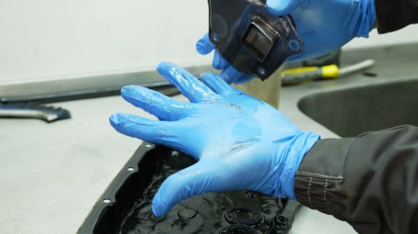 Жалоба владельца — посторонний гул из вариатора.