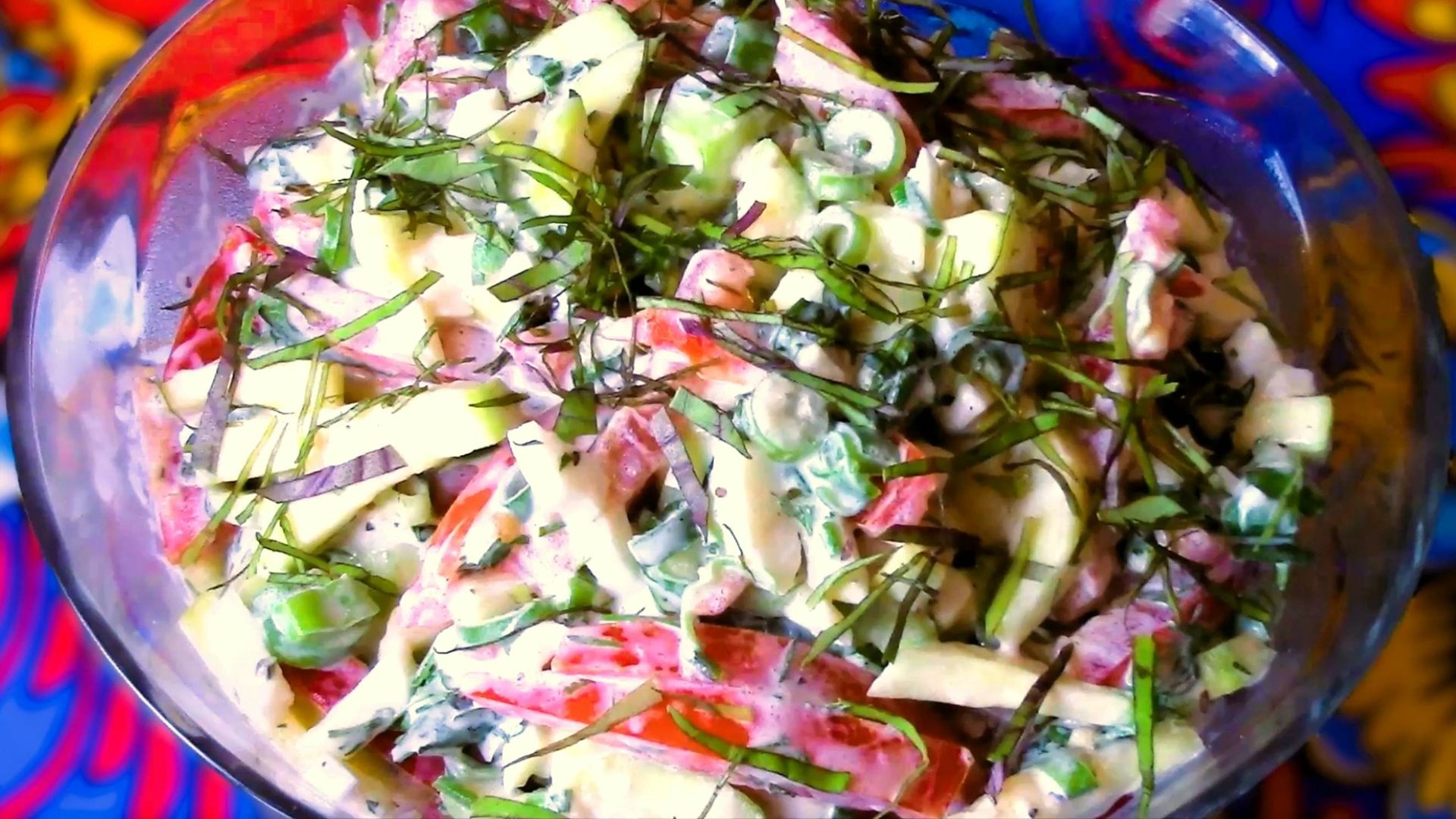 Салат из свежих кабачков с помидорами. смотреть онлайн