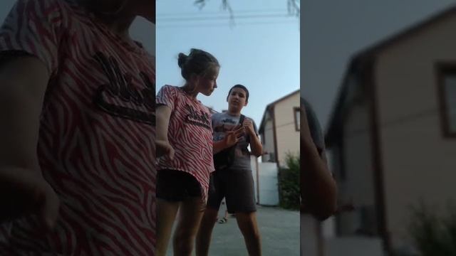 двойной танец с музыкой смотреть онлайн