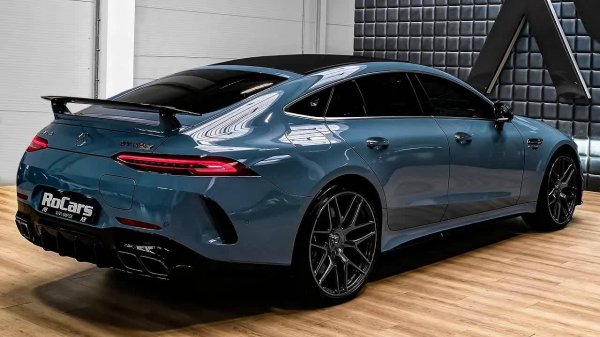 Mercedes AMG GT 63 S E Performance — звук, интерьер и экстерьер в деталях