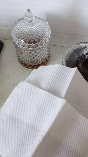 С крышечкой лучше смотреть онлайн